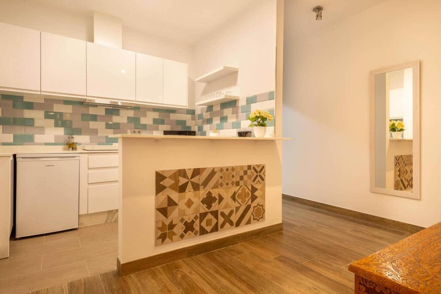 La Pimentera Central Apartments - Con Patio Privado Μαρμπέλλα Εξωτερικό φωτογραφία